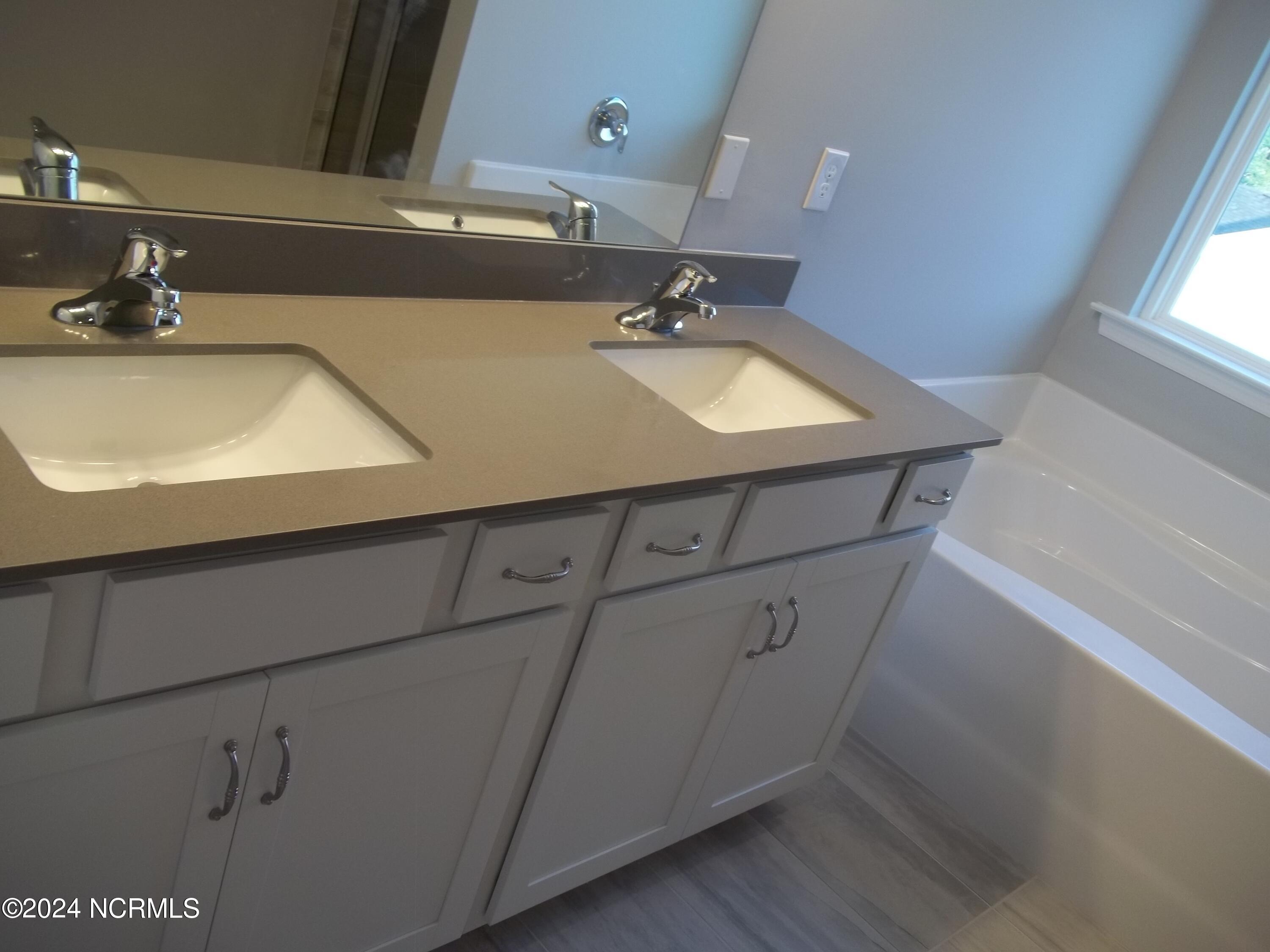 115 Paver Lane Hampstead, NC 28443 - Photo 32 of 55 100_5632