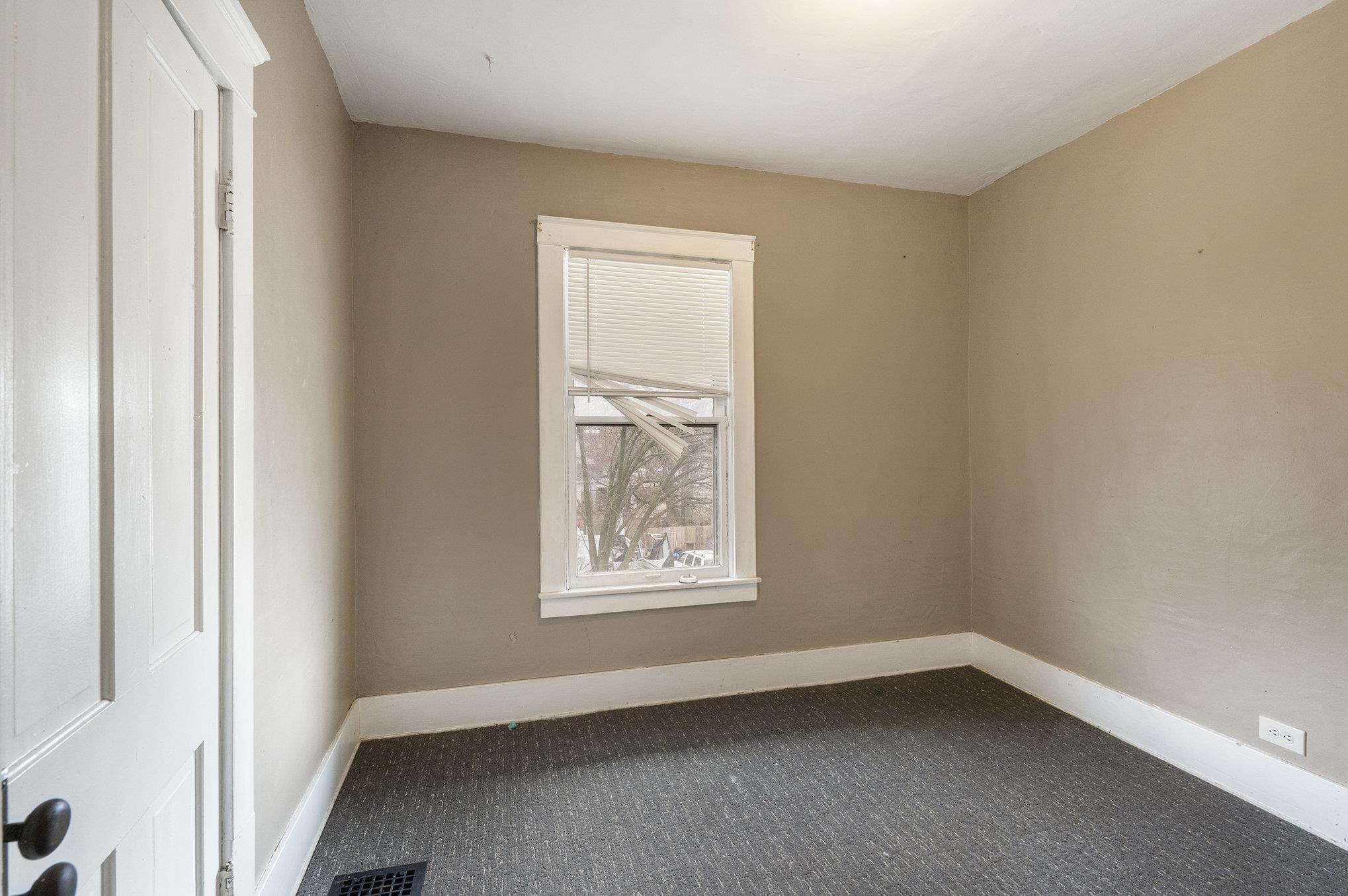 720 Stanton Street Bay City, MI 48708 - Photo 11 of 19