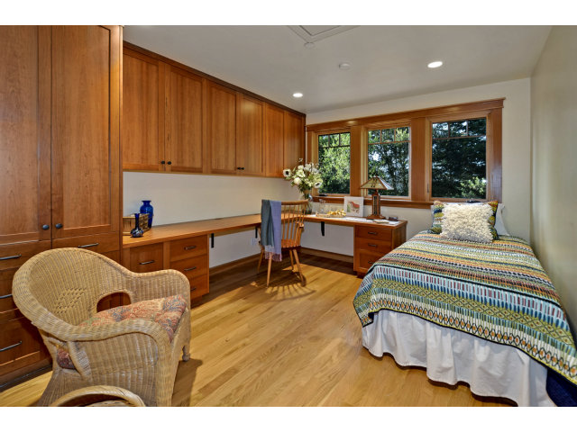 240 Gillette Road Aptos, CA 95003 - Photo 14 of 24 a living room with furniture and a window