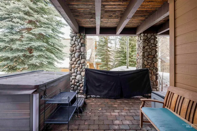 $2,975,000 | 6 Coyote Court, Sun Valley, ID 83353