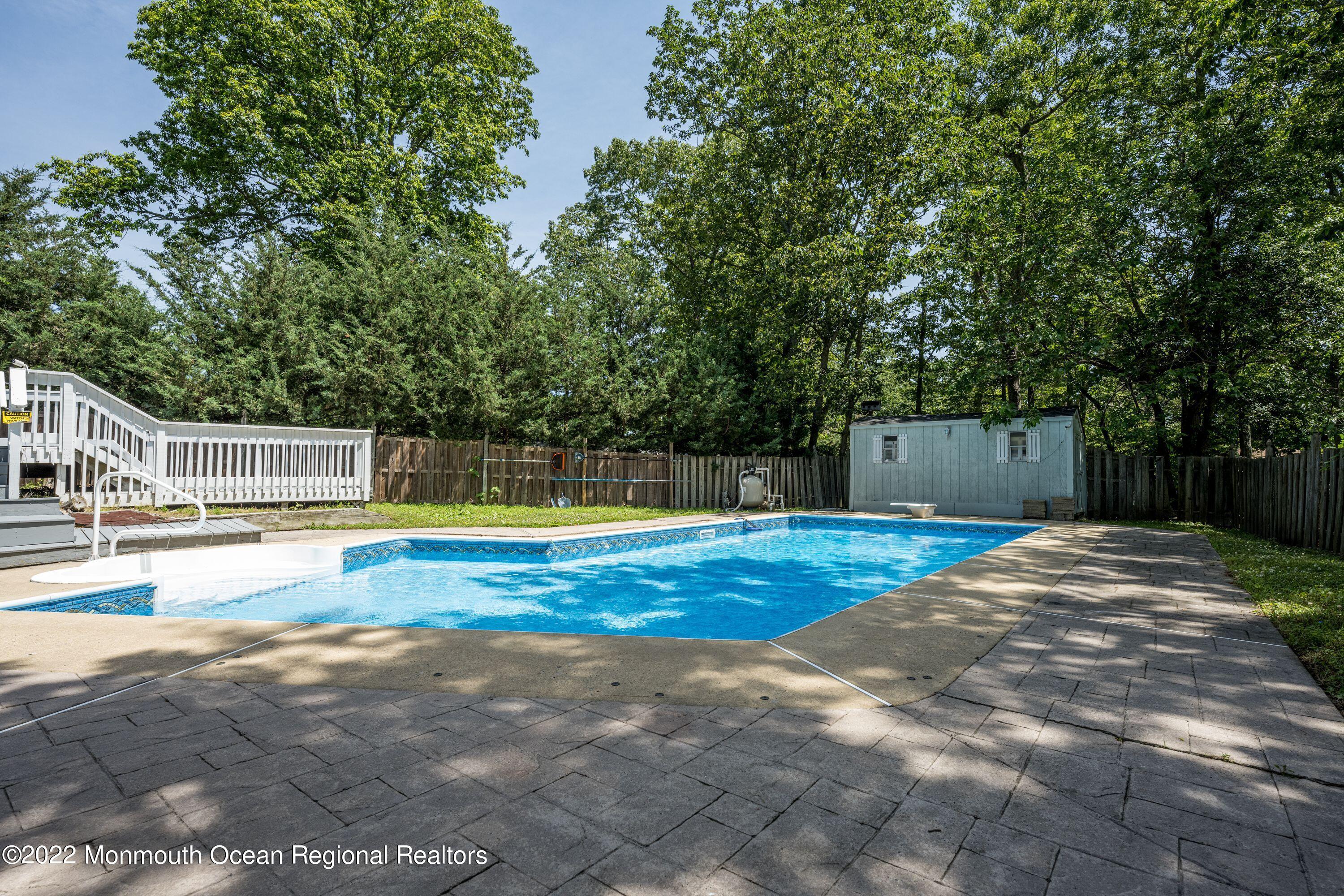 28 Hemlock Road Howell, NJ 07731 - Photo 28 of 37 Ng3N1XX4