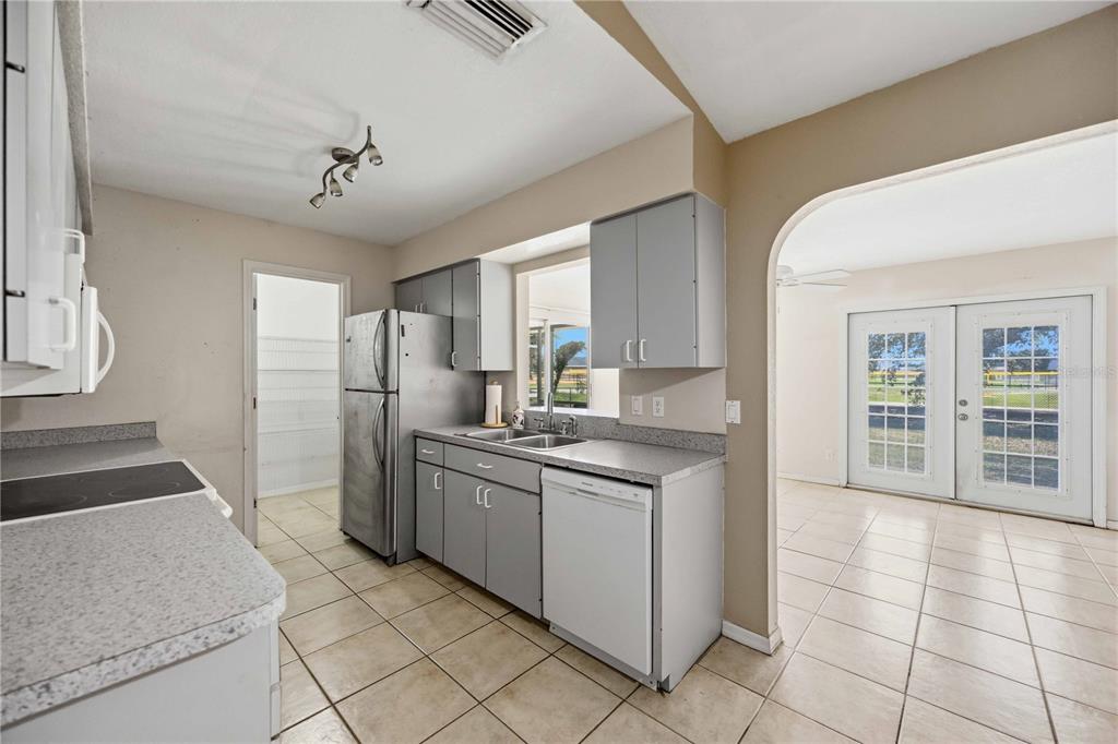 1750 Yakutat Road North Port, FL 34287 - Photo 10 of 36 Gallery Image 10