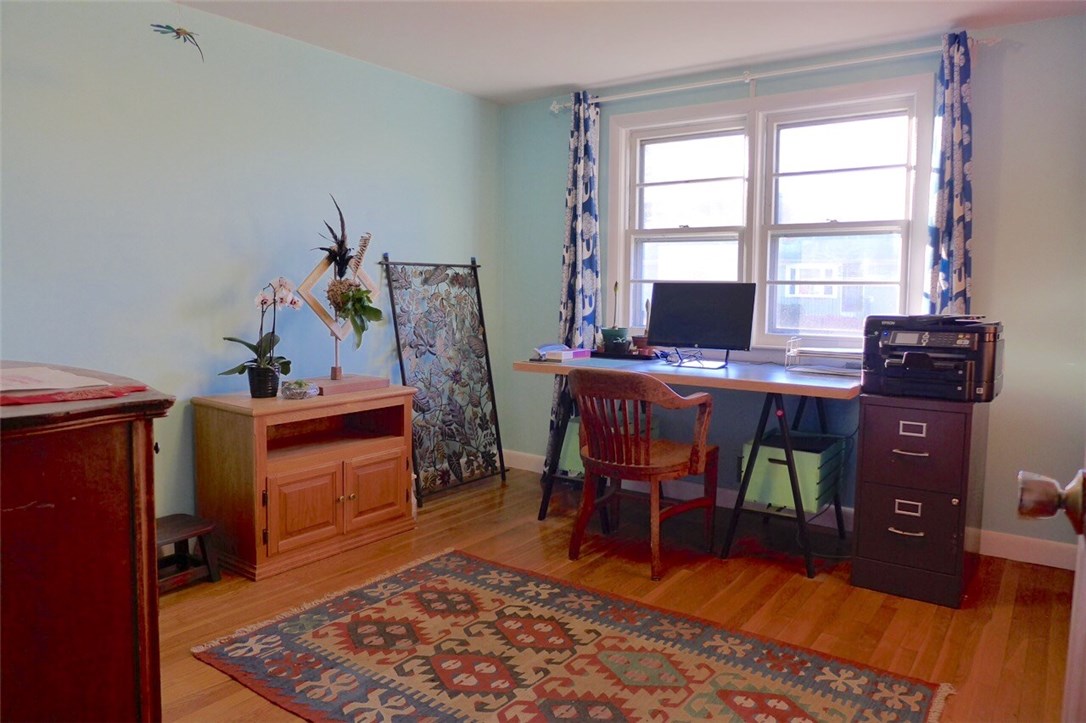 49 Bentley Road Warwick, RI 02888 - Photo 17 of 29 Gallery Image 17