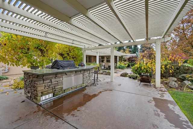 $1,225,000 | 9340 Cross Rail Drive, Wilton, CA 95693