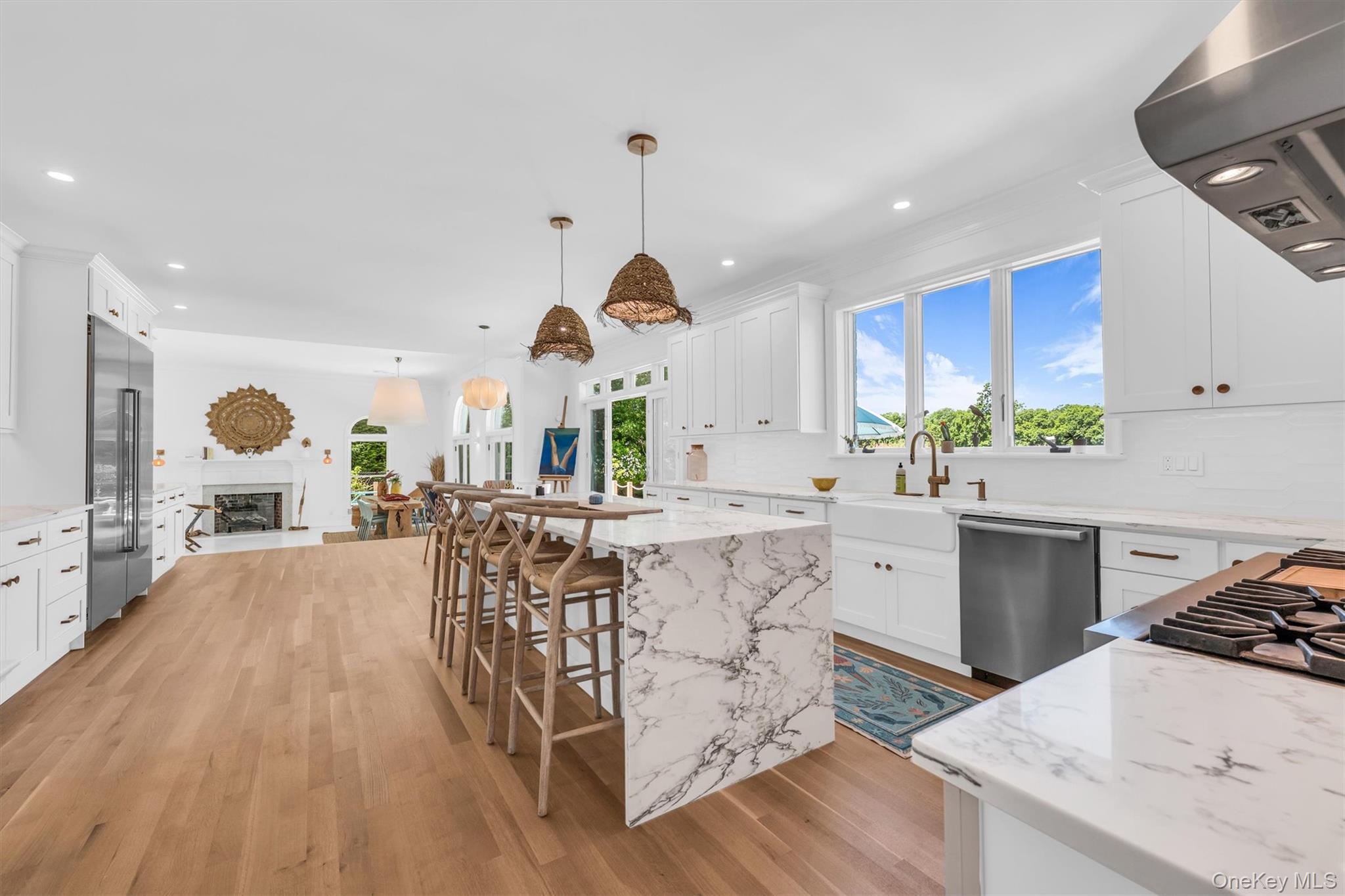 68 South Howells Point Road Bellport, NY 11713 - Photo 10 of 47