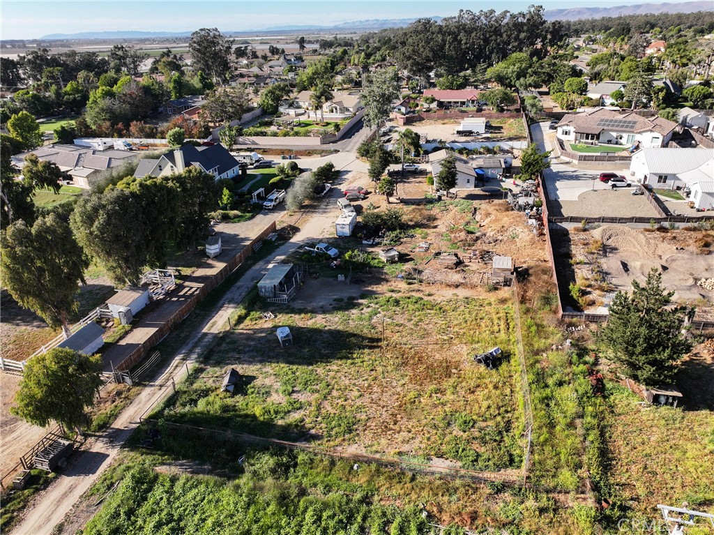 1418 Solomon Road Santa Maria, CA 93455 - Photo 12 of 27 an aerial view of residential houses with outdoor space