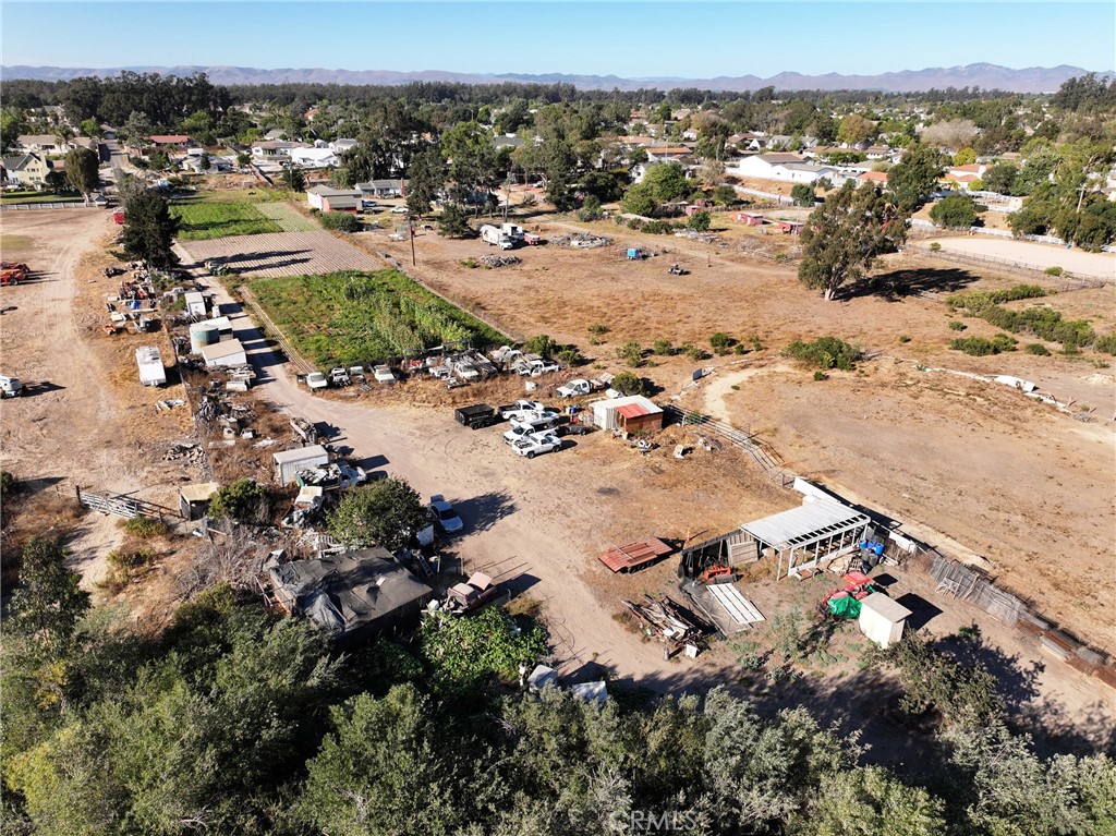 1418 Solomon Road Santa Maria, CA 93455 - Photo 7 of 27 an aerial view of multiple house