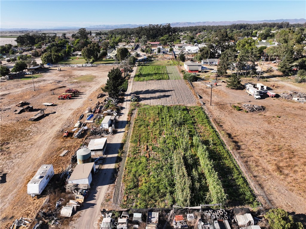 1418 Solomon Road Santa Maria, CA 93455 - Photo 10 of 27 an aerial view of residential houses with outdoor space