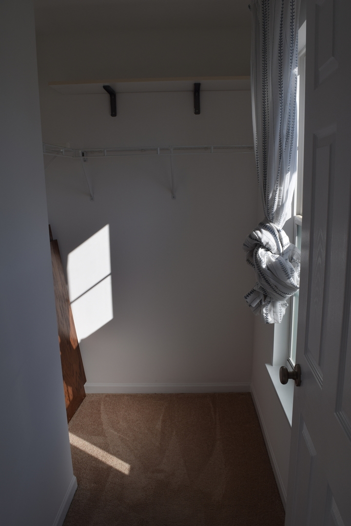 4110 Bethlehem Road Aurora, IL 60504 - Photo 34 of 53 an empty room with a window