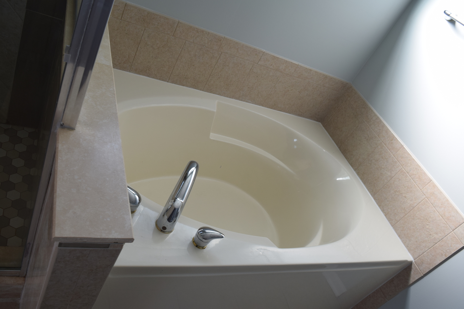 4110 Bethlehem Road Aurora, IL 60504 - Photo 36 of 53 a bathroom with a sink