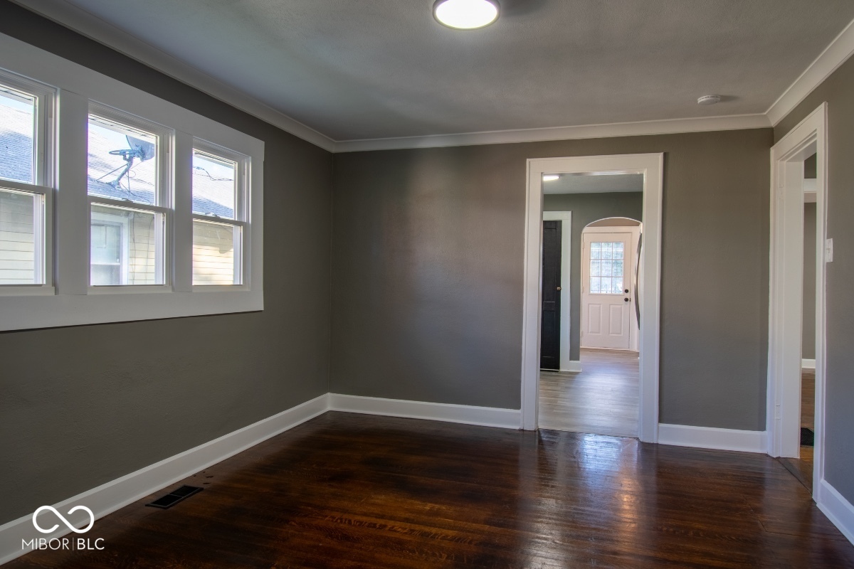 3949 English Avenue Indianapolis, IN 46201 - Photo 7 of 25