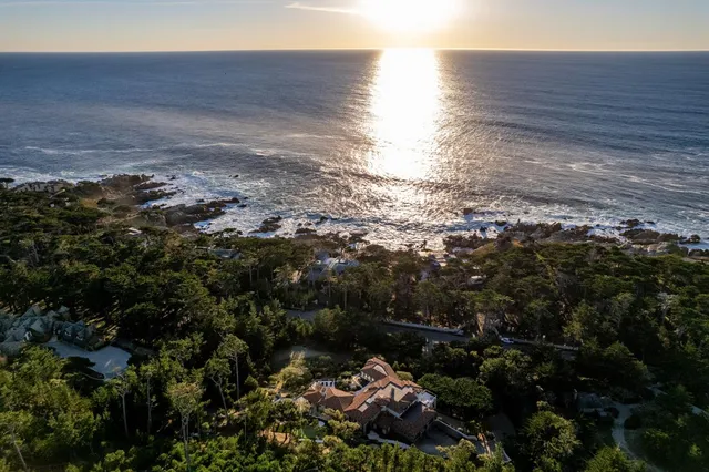 $18,900,000 | 3187 17 Mile Drive, Pebble Beach, CA 93953