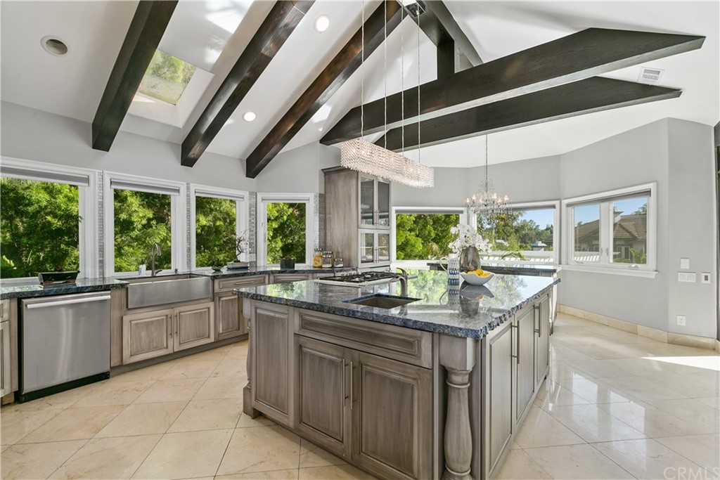 10282 Ambervale Lane North Tustin, CA 92705 - Photo 17 of 50