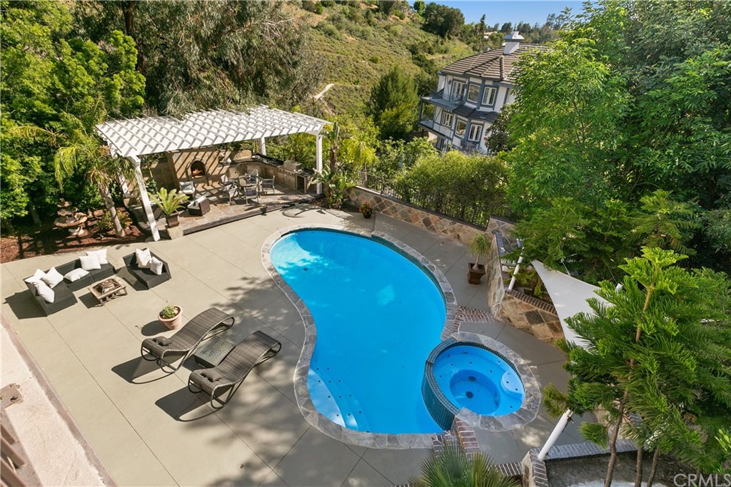 10282 Ambervale Lane North Tustin, CA 92705 - Photo 28 of 50