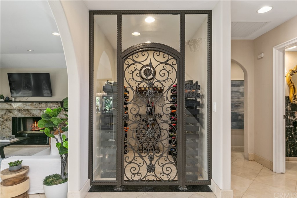 10282 Ambervale Lane North Tustin, CA 92705 - Photo 5 of 50