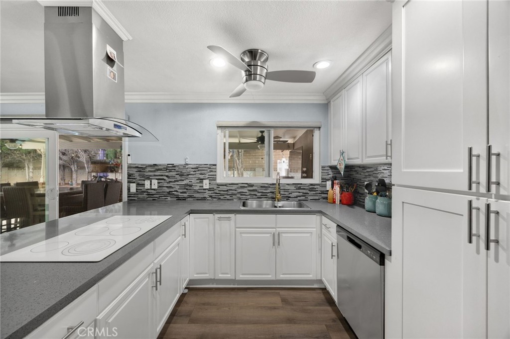 325 Delphia Avenue Brea, CA 92821 - Photo 8 of 37