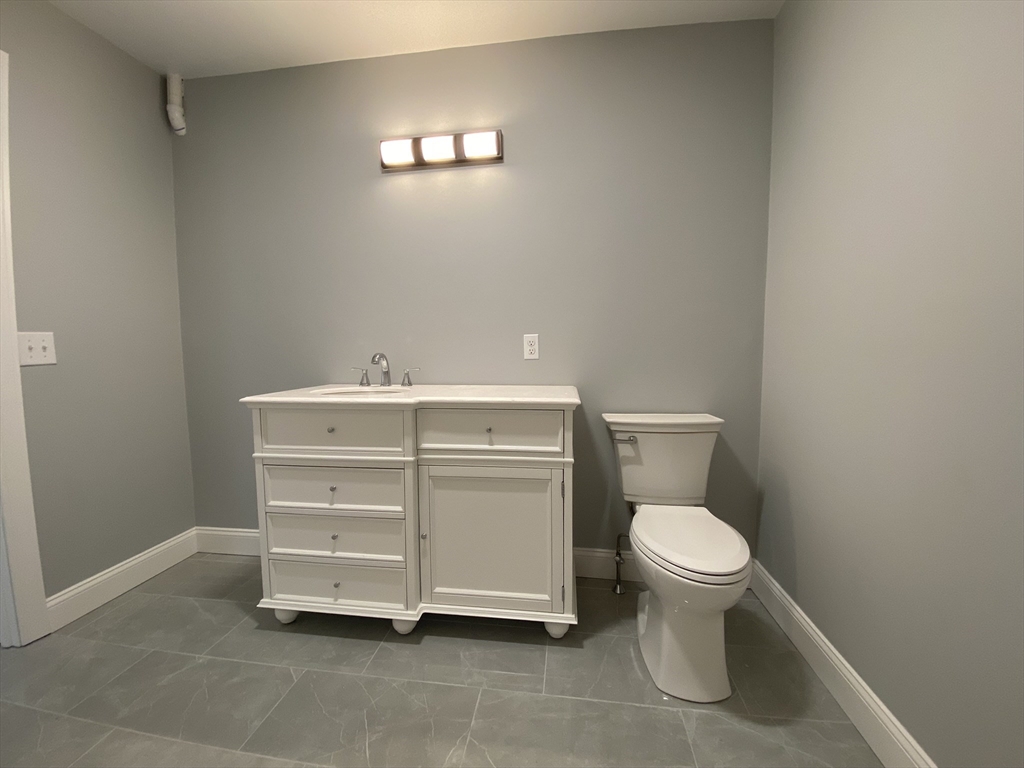 855 County Street, Unit 2 Attleboro, MA 02703 - Photo 18 of 29