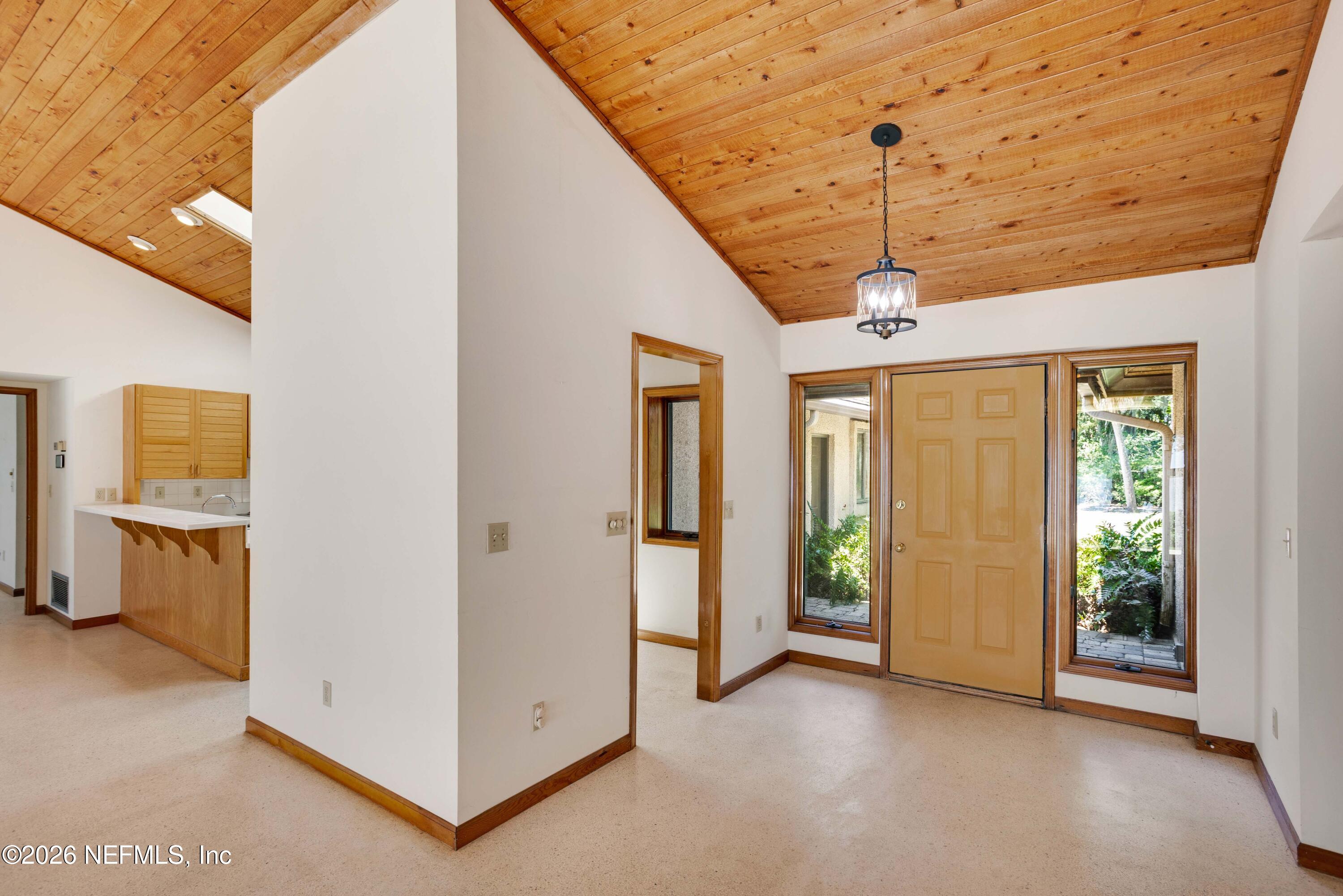 1209 Manucy Road Fernandina Beach, FL 32034 - Photo 19 of 37 1209Manucy_Foyer