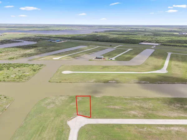 $65,000 | 3060 Coastal Spgs Loop, Palacios, TX 77465