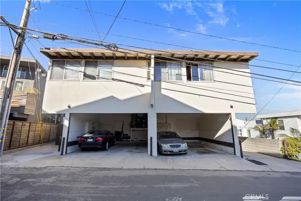 $5,400,000 | 480 Rosecrans Avenue, Manhattan Beach, CA 90266