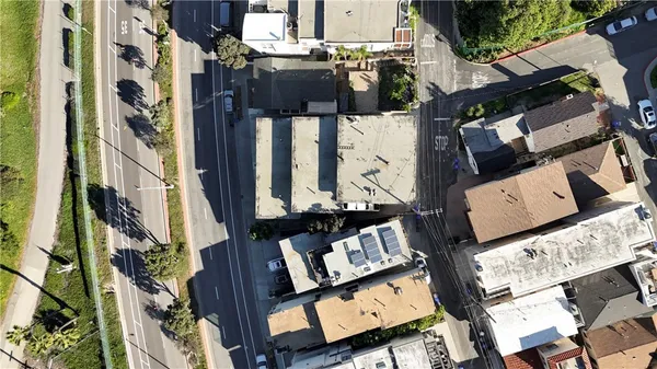 $5,400,000 | 480 Rosecrans Avenue, Manhattan Beach, CA 90266