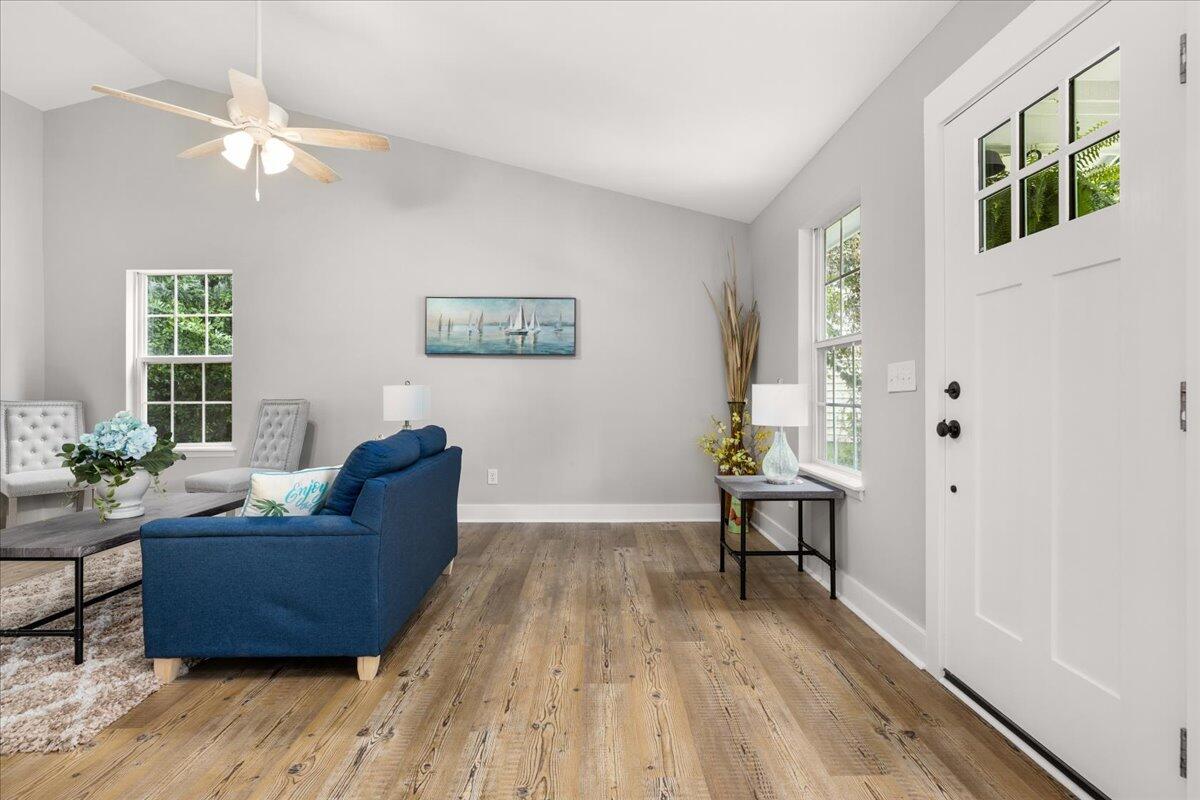 1157 Bellwood Road Charleston, SC 29412 - Photo 12 of 34 25-Living Room 2