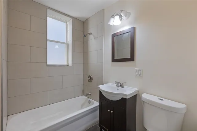 $499,000 | 4211 West Gladys Avenue, Chicago, IL 60624