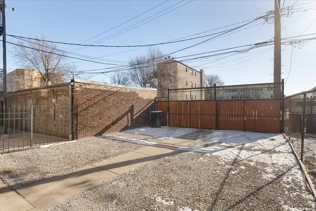 $499,000 | 4211 West Gladys Avenue, Chicago, IL 60624