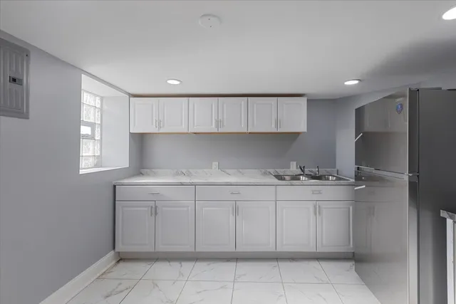 $499,000 | 4211 West Gladys Avenue, Chicago, IL 60624