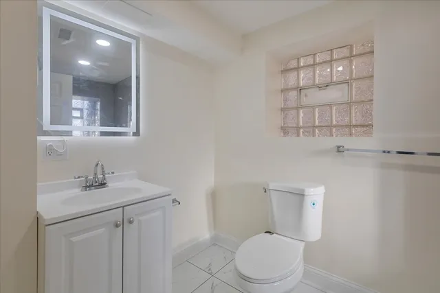 $499,000 | 4211 West Gladys Avenue, Chicago, IL 60624