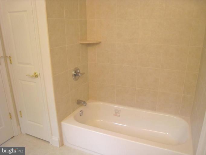 7906 34th Street Rosedale, MD 21237 - Photo 2 of 18 Bath #1