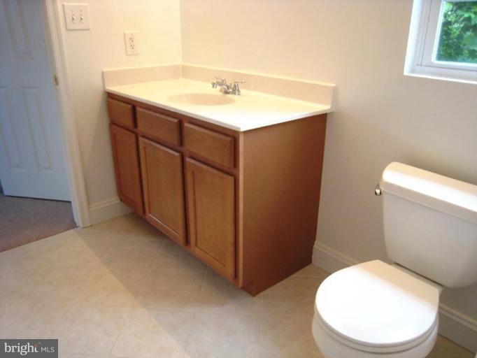 7906 34th Street Rosedale, MD 21237 - Photo 3 of 18 Bath #2