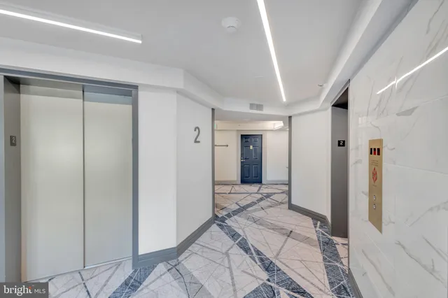 $768,000 | 1600 North Oak Street, Unit 212, Arlington, VA 22209