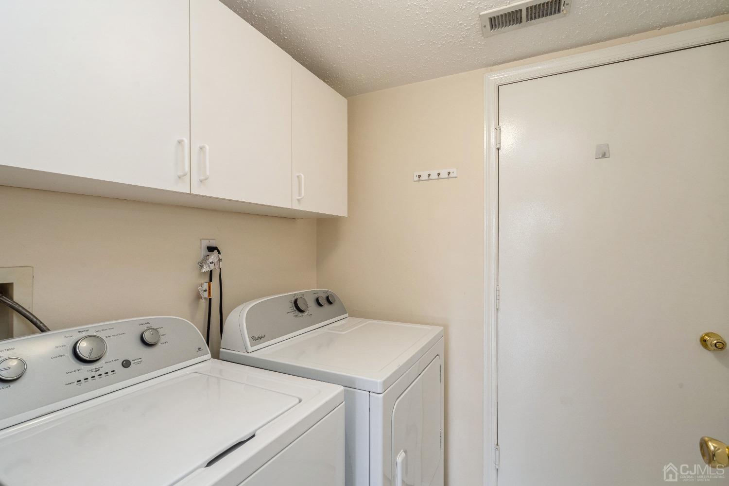 2 Sherborne Street Somerset, NJ 08873 - Photo 12 of 29