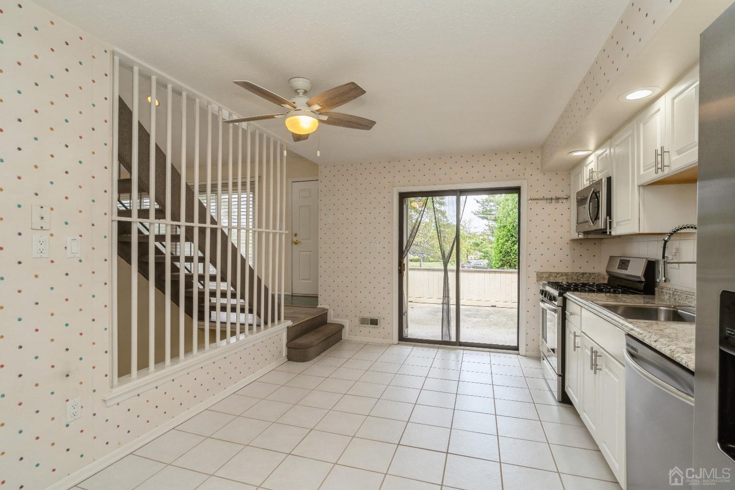 2 Sherborne Street Somerset, NJ 08873 - Photo 9 of 29