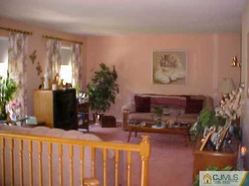 4 Hawthorn Road Piscataway, NJ 08854 - Photo 4 of 8 Gallery Image 4