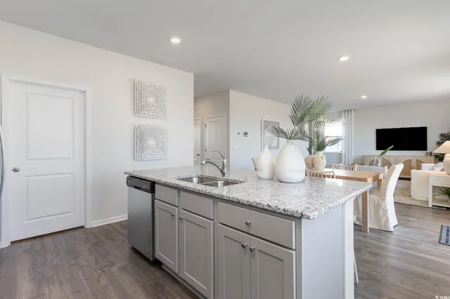 $322,673 | 881 Farmers Psge Loop, Loris, SC 29569