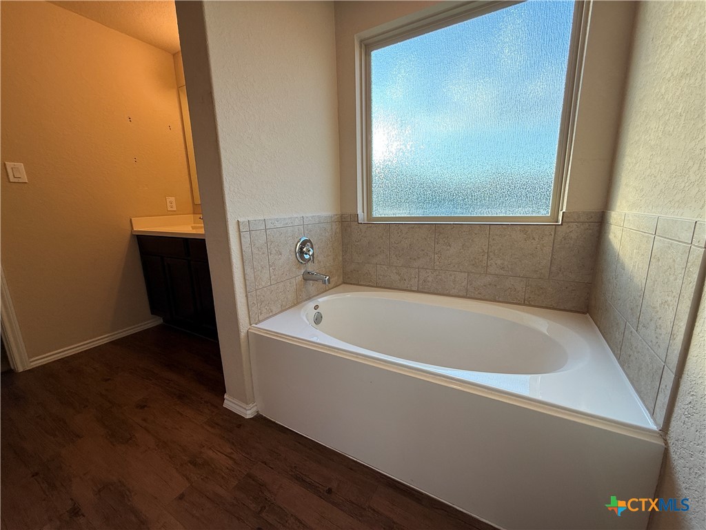 2934 Field Ridge New Braunfels, TX 78130 - Photo 15 of 29 Gallery Image 15
