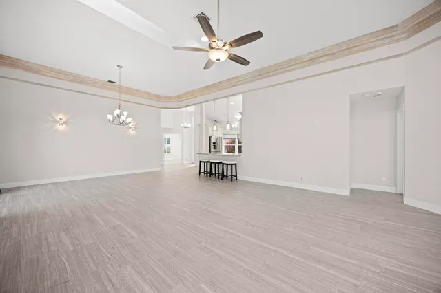 $1,125,000 | 122 Eagleton Lane, Palm Beach Gardens, FL 33418