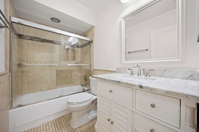 $1,125,000 | 122 Eagleton Lane, Palm Beach Gardens, FL 33418