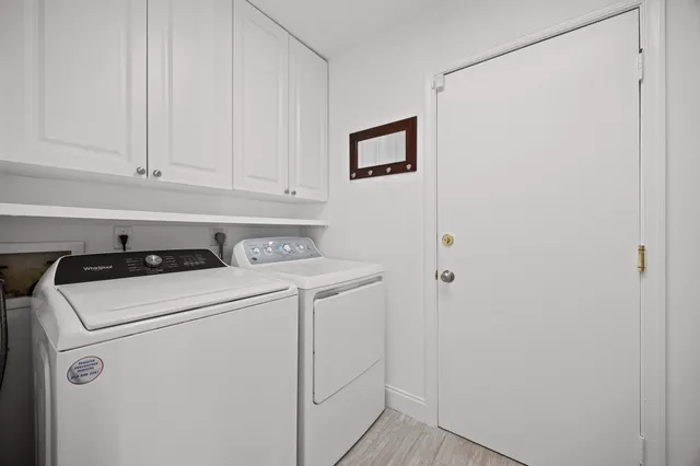 $1,125,000 | 122 Eagleton Lane, Palm Beach Gardens, FL 33418