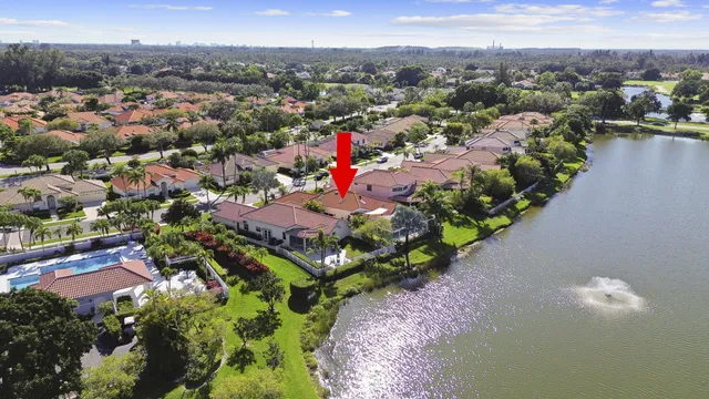 $1,125,000 | 122 Eagleton Lane, Palm Beach Gardens, FL 33418