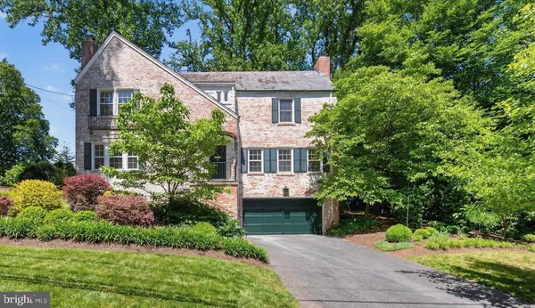 $1,699,000 | 7504 Summit Avenue, Chevy Chase, MD 20815
