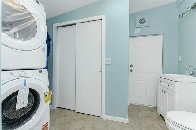 $315,000 | 2295 North Beach Road, Unit 409, Englewood, FL 34223