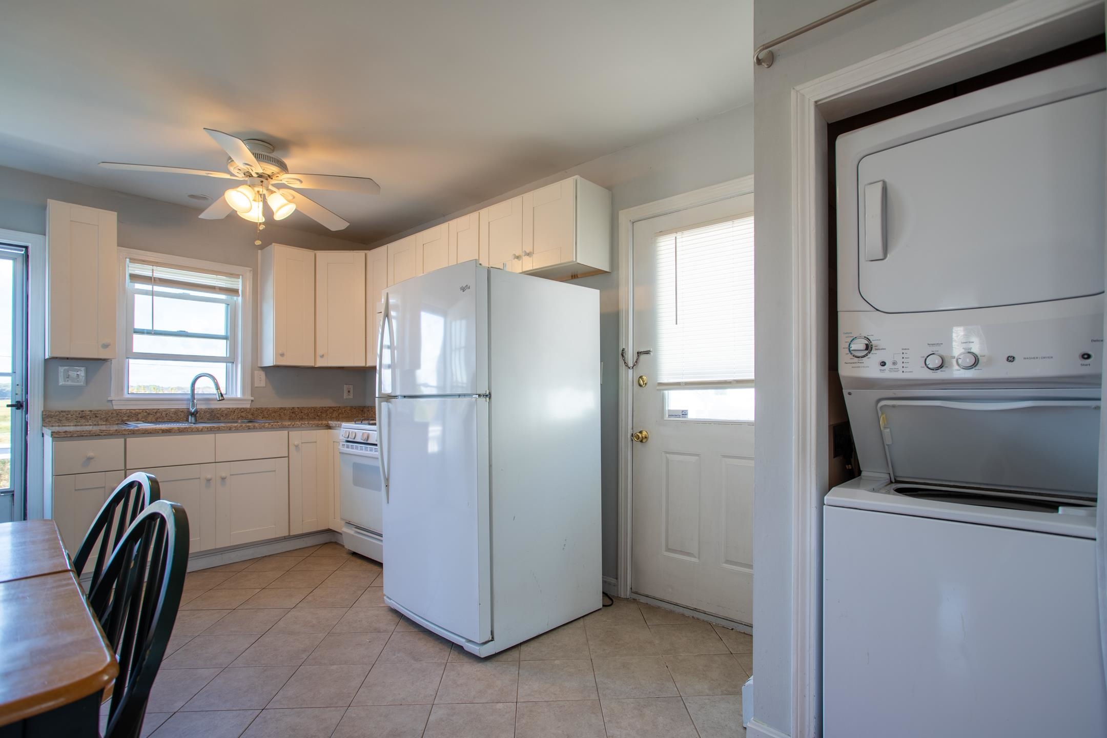 15-17 Tilton Street Hampton, NH 03842 - Photo 21 of 47