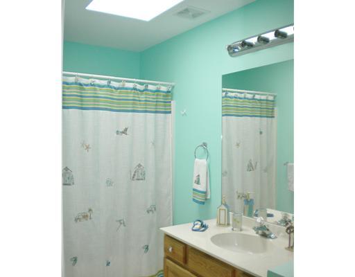 203 Love Road Valencia, PA 16059 - Photo 11 of 18 Full Bath.