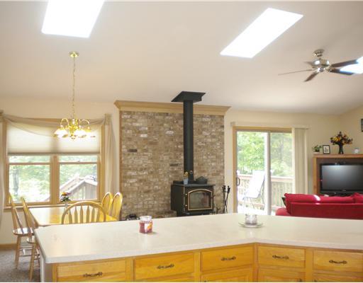 203 Love Road Valencia, PA 16059 - Photo 4 of 18 Great Room.