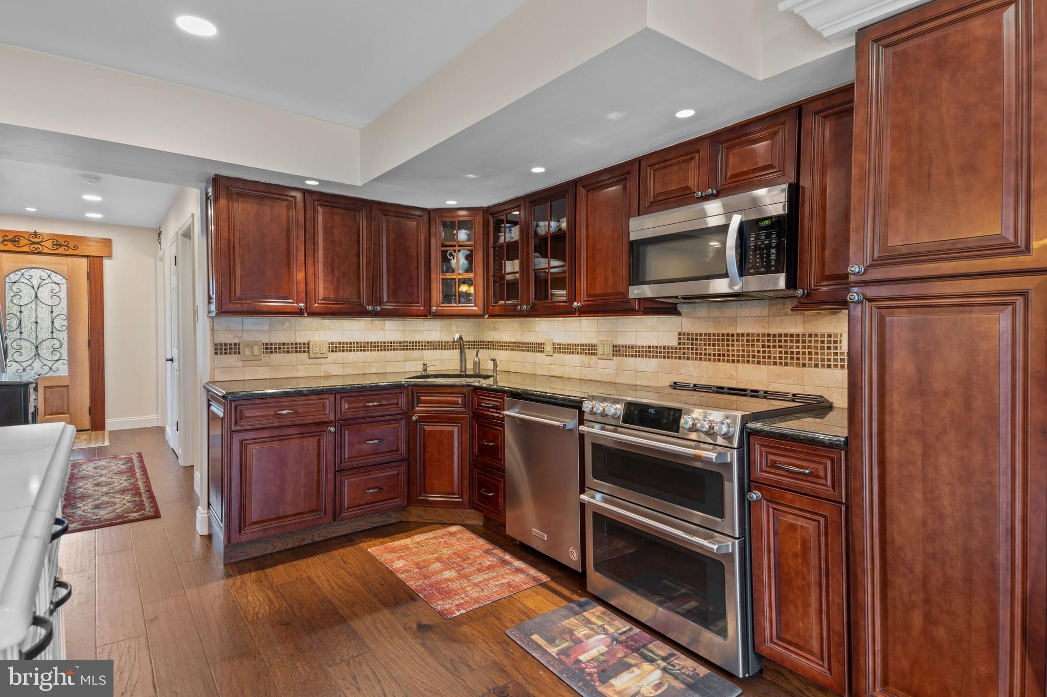 725 Cliff Road Bensalem, PA 19020 - Photo 14 of 49 Gallery Image 14