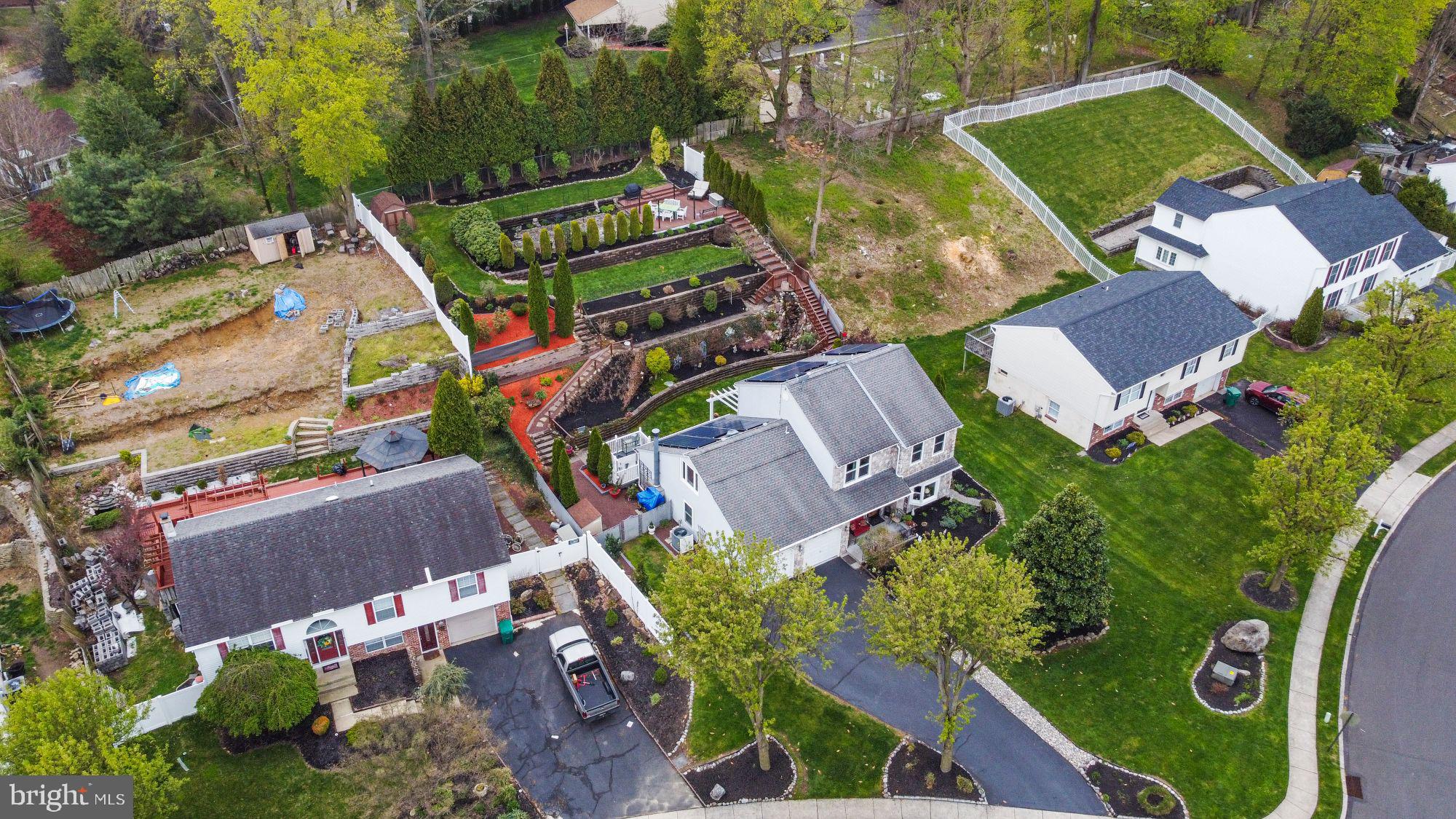 725 Cliff Road Bensalem, PA 19020 - Photo 2 of 49 Gallery Image 2
