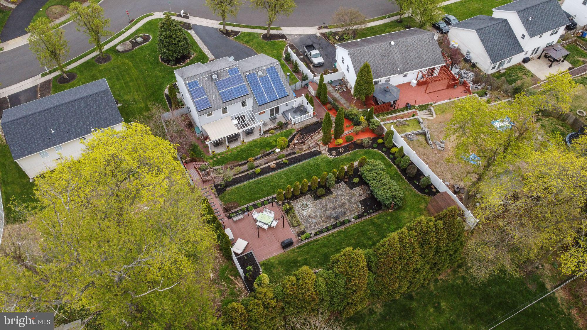 725 Cliff Road Bensalem, PA 19020 - Photo 3 of 49 Gallery Image 3